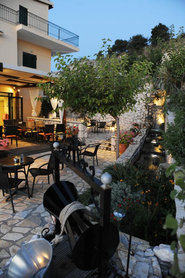 Zephyros Rooms And Apartments Drymon Exterior foto